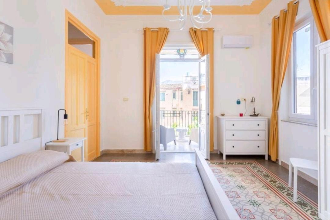 Merlo House - Inside The Historical Center ปาแลร์โม ภายนอก รูปภาพ